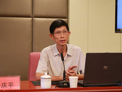 岳庆平-400.jpg