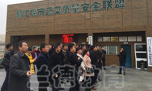 1543299670924132.jpg 甘肃13998成都.jpg