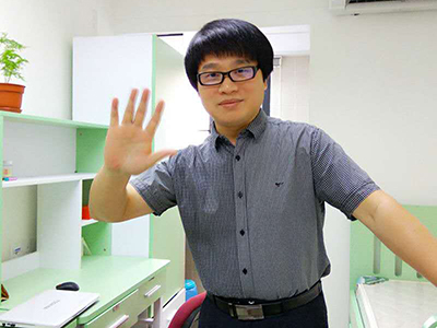 1545095733239770.jpg 胡旭-400.jpg