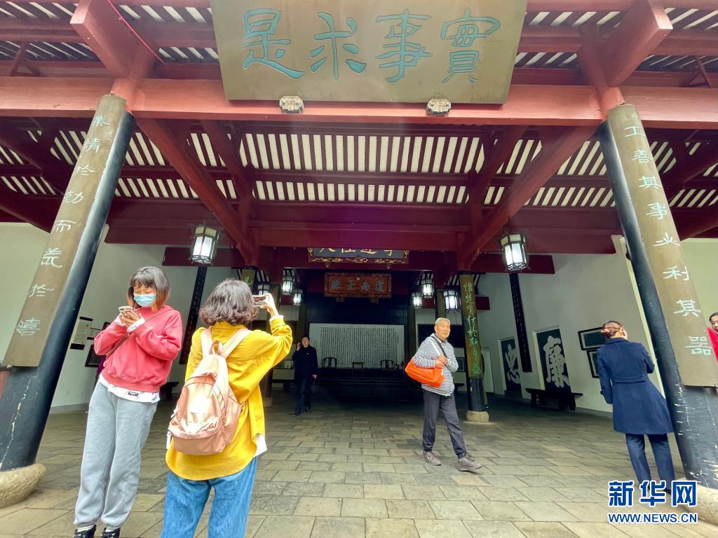 1622099668811835.jpg 1622099668811835.jpg