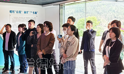 1713249656383541.jpg “优秀中青年干部”培训班(2024060926)-3.jpg