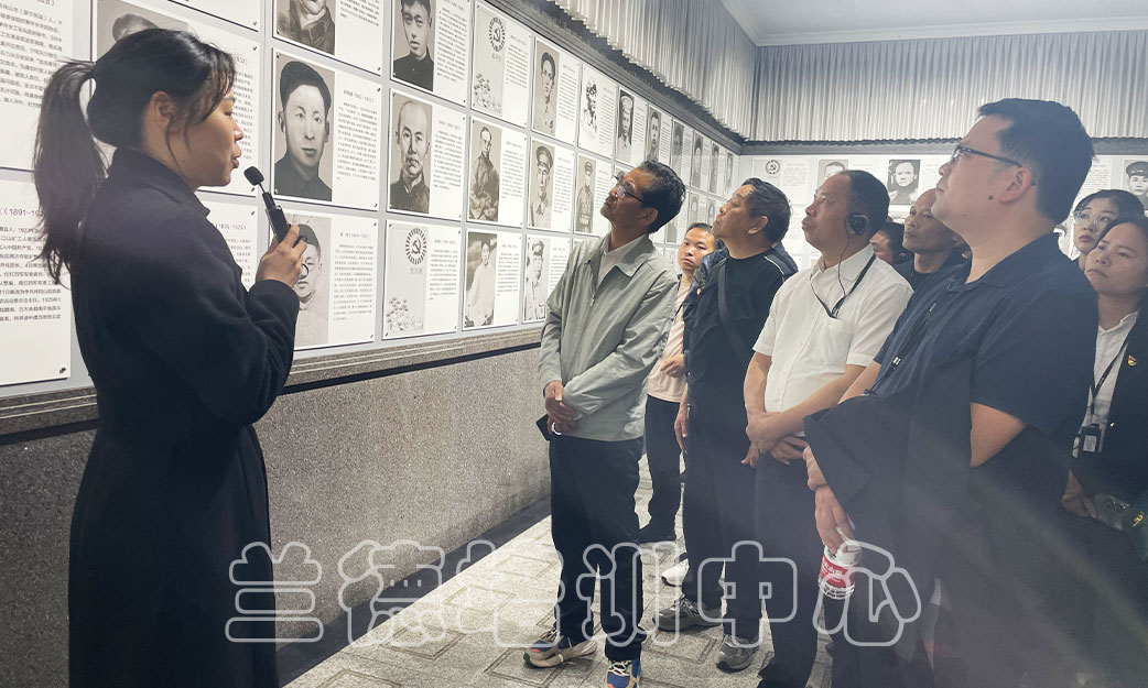 1715065670169273.jpg “人大代表和人大干部履职能力提升”培训班(2024070952).jpg