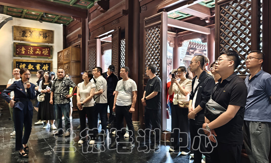 1717060460347178.jpg “宣传思想文化系统干部赴山西”培训班(2024260979) (2).jpg