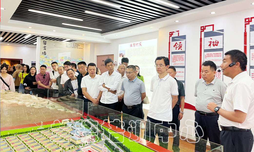 1720595594387462.jpg “第十八届人大代表履职能力提升专题”培训班(2024181020) (2).jpg