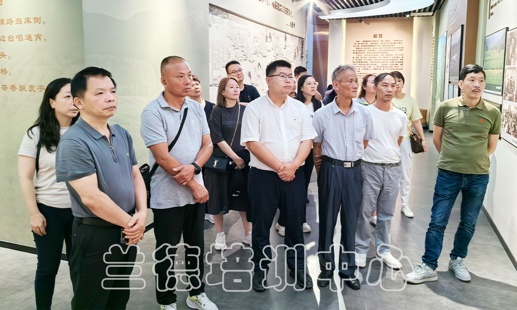 1720596191223100.jpg “人大代表”培训班(2024271023) (3).jpg