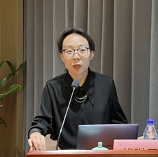 胡琳玉.jpg