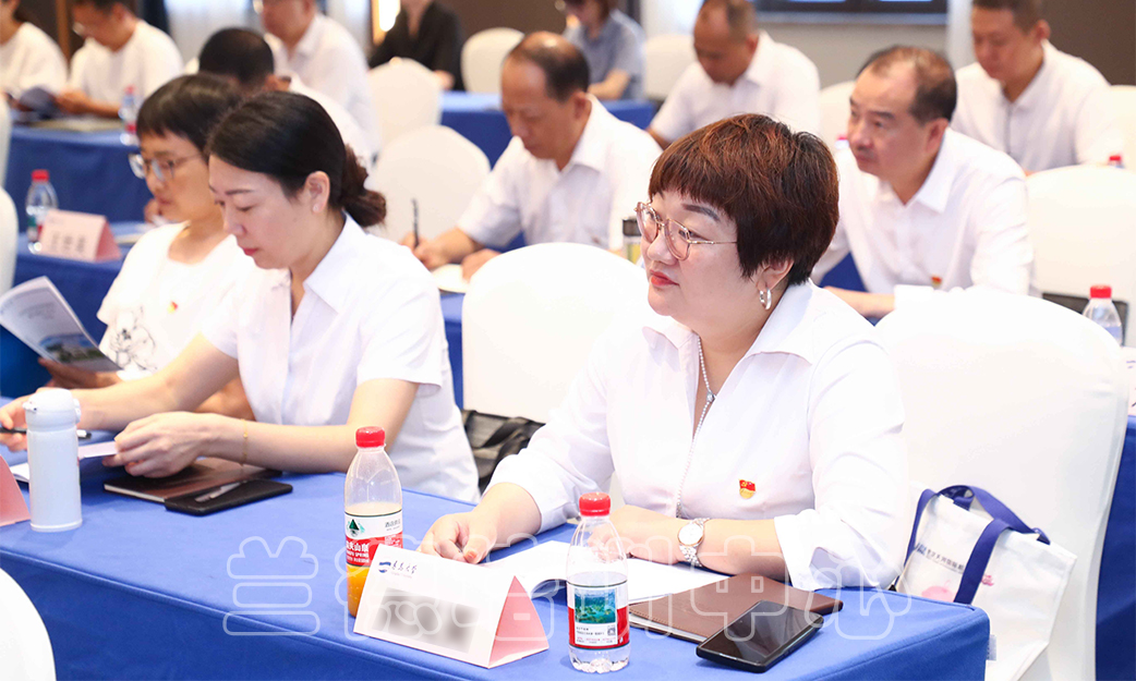 1758609718628179.jpg 1758609718628179.jpg