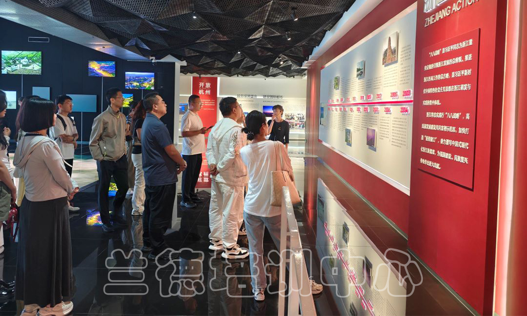 1758683086512965.jpg 1758683086512965.jpg