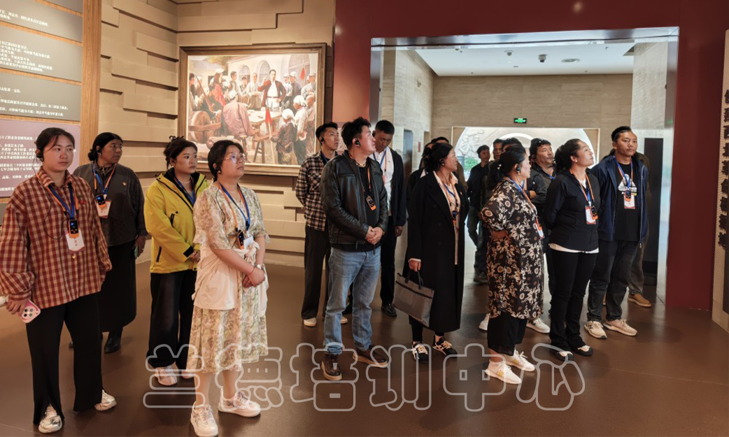 1758683621196215.jpg 1758683621196215.jpg